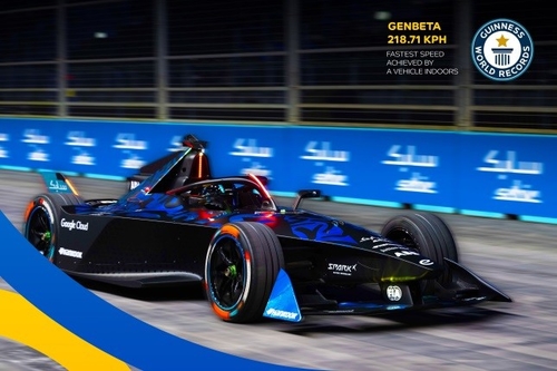 последний случай компании о НОВЫЙ АВТОМОБИЛЬ GENBETA ПРЕВРАТИЛСЯ ФОРМУЛОЙ E И СВОЙ ПАРТНЕР SABIC НОВОВВЕДЕНИЯ РАЗРУШАЕТ НАЗВАНИЕ МИРА RECORDS™ ГИННЕССА