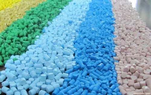 последний случай компании о Применение и спрос на пластмассы в индустрии электромобилей