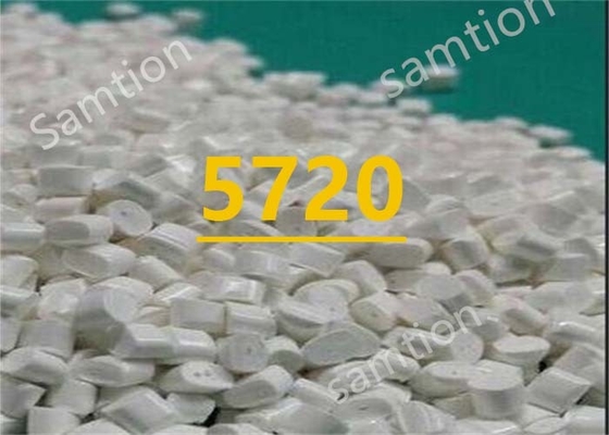 S-Plastic Xenoy 5720 UR, PBT+PC сплав. Выдающаяся низкотемпературная устойчивость к ударам/химическим веществам.